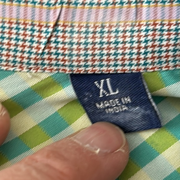 Robert Graham Long Sleeve Stripe Shirt Button Front Flip Cuffs, size XL - Picture 6 of 8